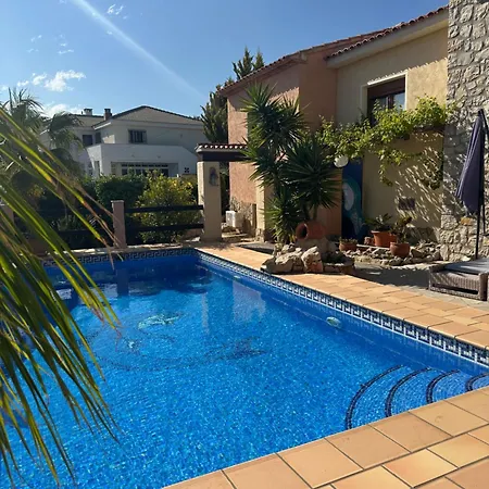 Cozy Vacation Villa L'Alfas del Pi