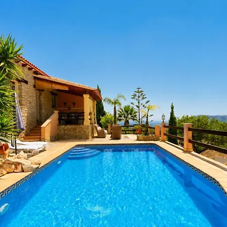 Cozy Vacation Villa *
